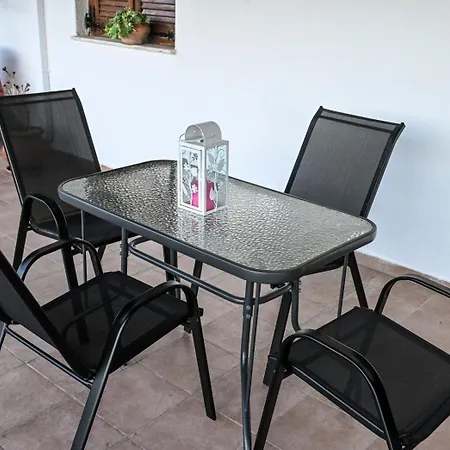 Shellapartment Apartment Istro