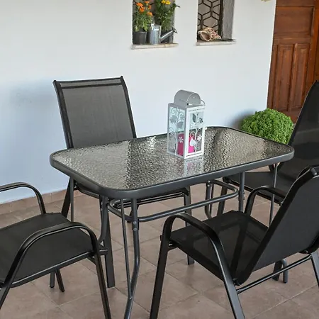 Apartment Shellapartment Istro