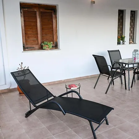 Shellapartment *